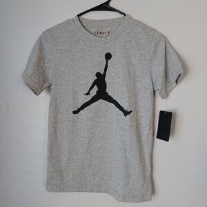 Nike Air Jordan Boys T Shirt Size M Color Gray